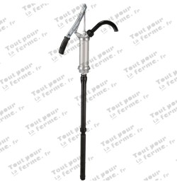 Pompe manuelle avec tuyau en acier